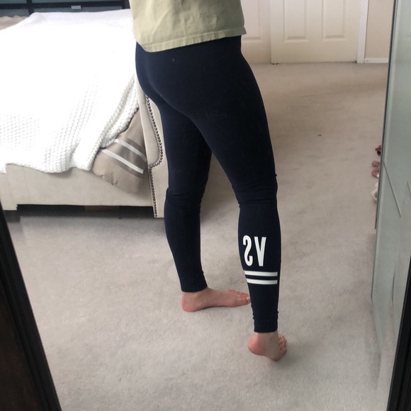 Victoria’s Secret graphic leggings navy - Picture 5 of 5